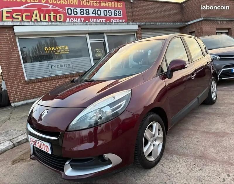 Occasion 2012 Renault Scénic III Monospace | 4 490 € (Prix juste) - Image 1/4
