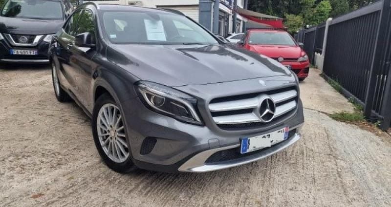Gris Utilisé 2016 Mercedes GLA180 SUV | 16 900 € (Super prix) - Image 1/4