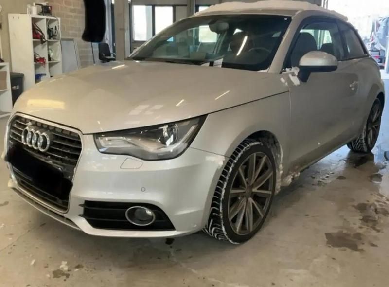 Gris Occasion 2013 Audi A1 Ambition Berline | 12 900 € (Prix juste) - Image 1/4