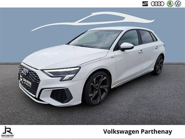 Blanc Utilisé 2023 Audi A3 S-Line | 33 490 € (Prix assez cher) - Image 1/4