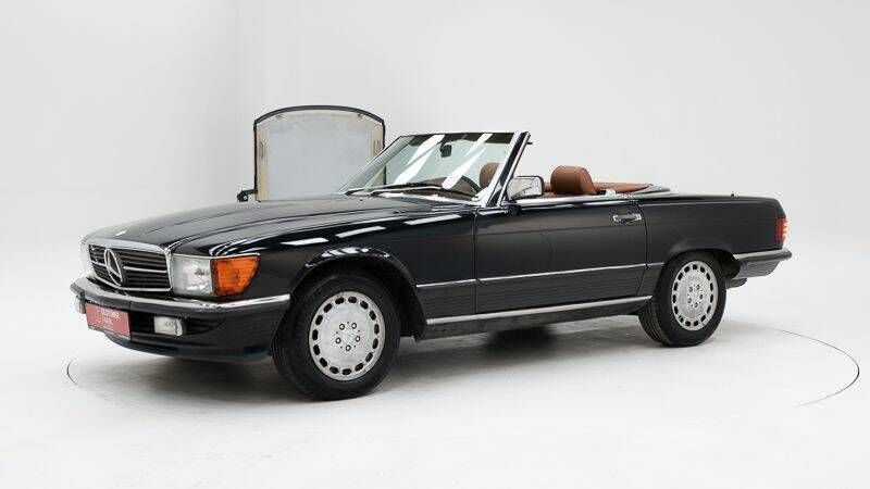 Autres Utilisé 1986 Mercedes 560 Cabriolet | 28 950 € - Image 1/4