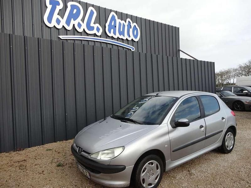 Occasion Peugeot 206 76 ch (55 kW) 1999 Gris Citadine