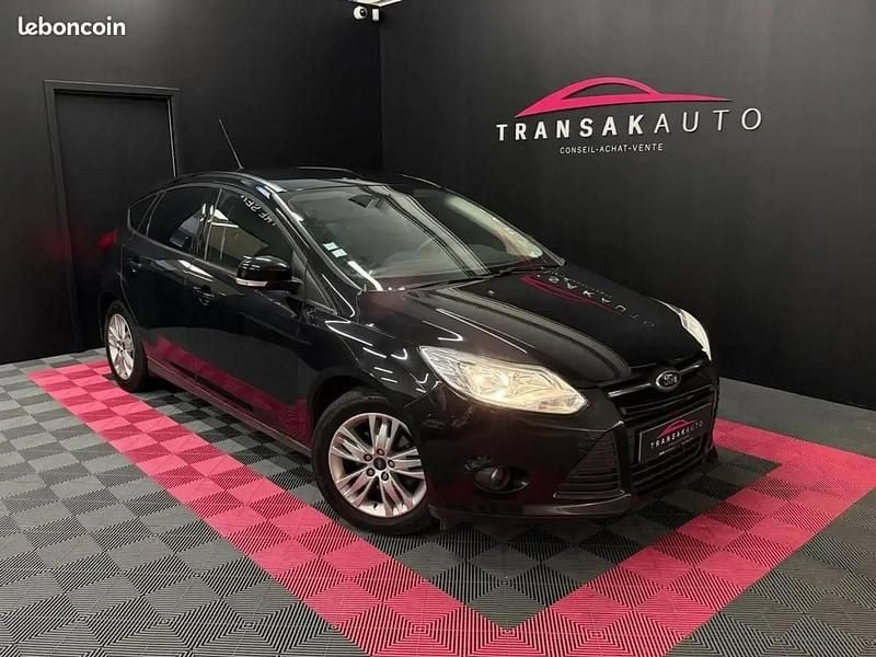 Noir Occasion 2011 Ford Focus Titanium Berline | 7 490 € (Prix juste) - Image 1/4