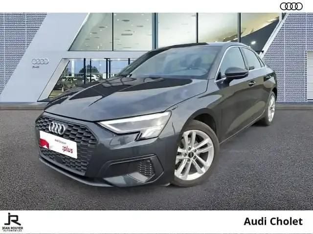 Gris manhattan métallisé Utilisé 2023 Audi A3 Business Berline | 27 990 € (Super prix) - Image 1/4