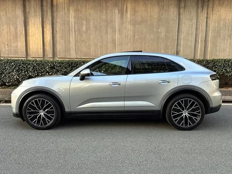 Occasion Porsche Macan 300 kW (408 ch) 2024 Argent SUV