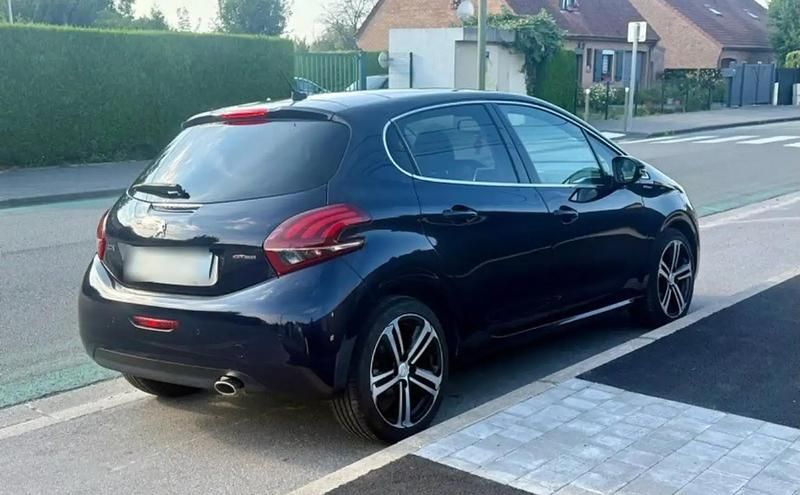 Utilisé 2018 Peugeot 208 GT-line Citadine | 8 790 € (Prix juste) - Image 1/4