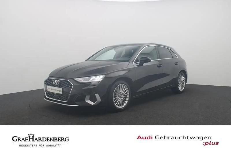Noir Utilisé 2022 Audi A3 Sportback Sport Berline | 22 880 € (Bon prix) - Image 1/4