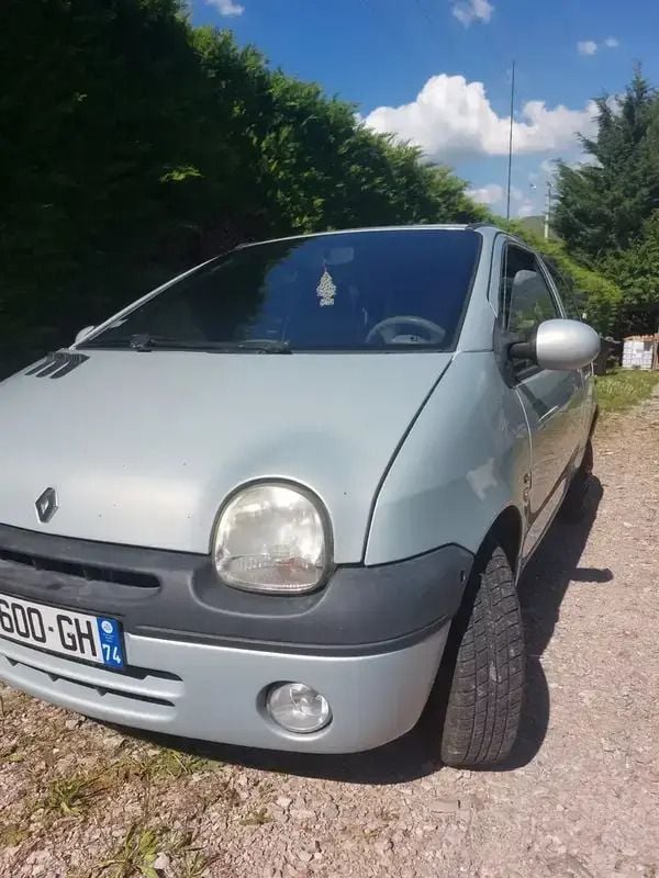 Utilisé 2003 Renault Twingo Initiale Citadine | 790 € (Bon prix) - Image 1/4