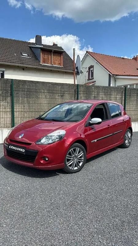 Utilisé 2010 Renault Clio III GT Berline | 5 300 € (Bon prix) - Image 1/4