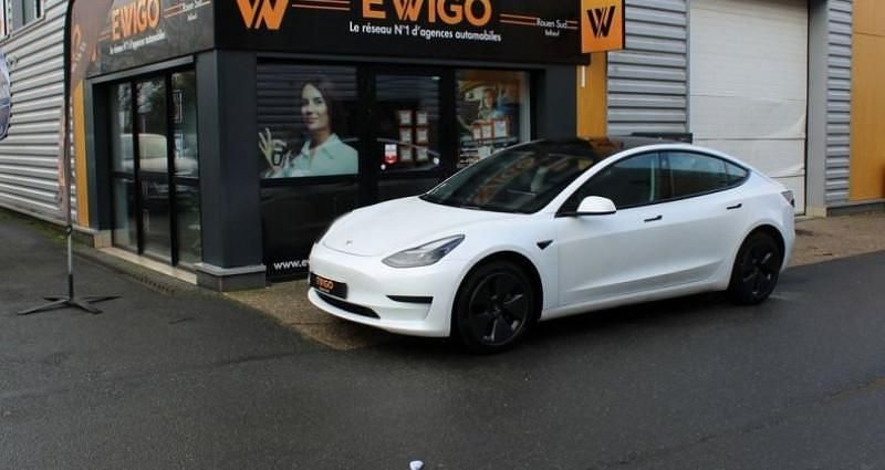 Occasion 2023 Tesla Model 3 Standard Range Berline | 25 990 € (Super prix) - Image 1/4