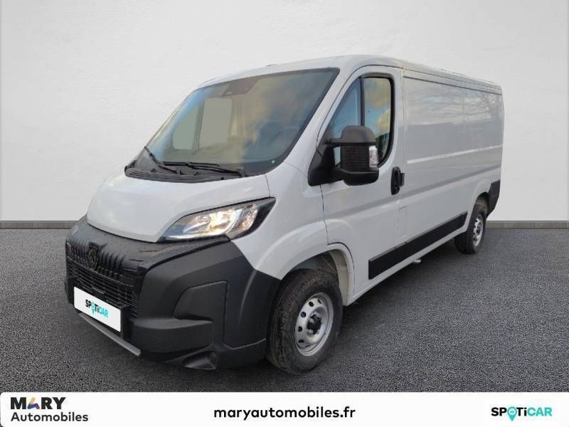 Blanc Nouvelle 2024 Peugeot Boxer S Van | 32 990 € (Prix juste) - Image 1/3