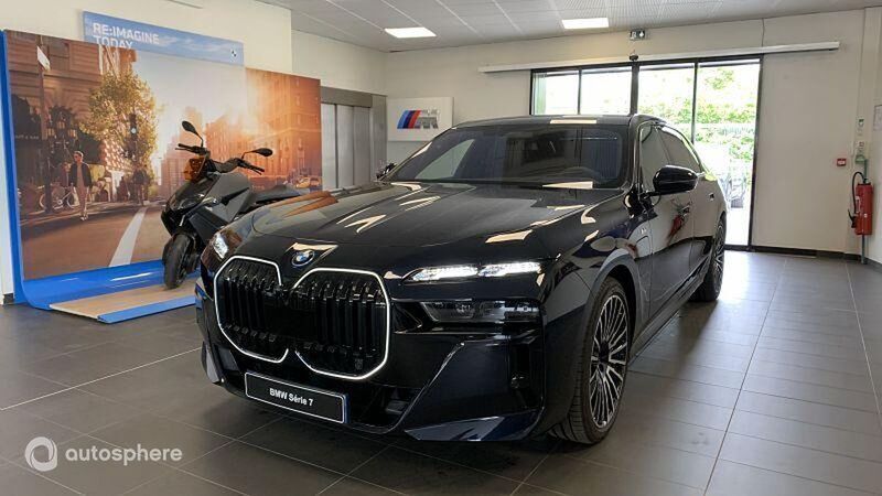 Noir Utilisé 2025 BMW 750e M Sport Berline | 119 890 € (Bon prix) - Image 1/4