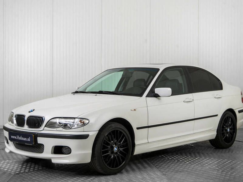 Blanc Utilisé 2002 BMW 330 Berline | 15 900 € - Image 1/4