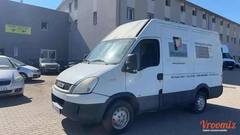 Occasion Iveco Daily 116 ch (85 kW) 2010 Van