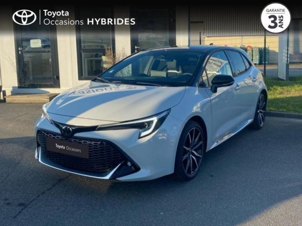 Gris Utilisé 2023 Toyota Corolla Sport | 29 790 € (Prix juste) - Image 1/4
