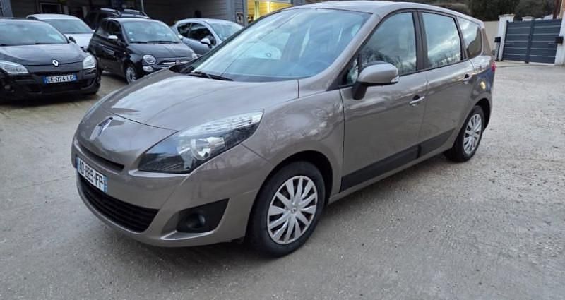 Occasion Renault Grand Scénic III 106 ch (77 kW) 2009 Monospace