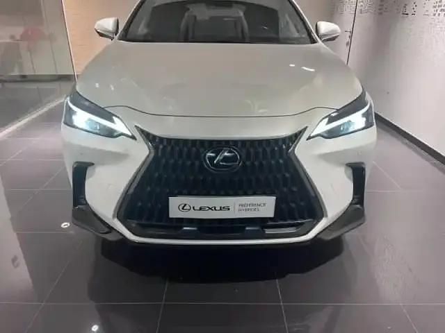 Occasion Lexus NX450h+ 185 ch (136 kW) 2022 Blanc arctique métallisé SUV