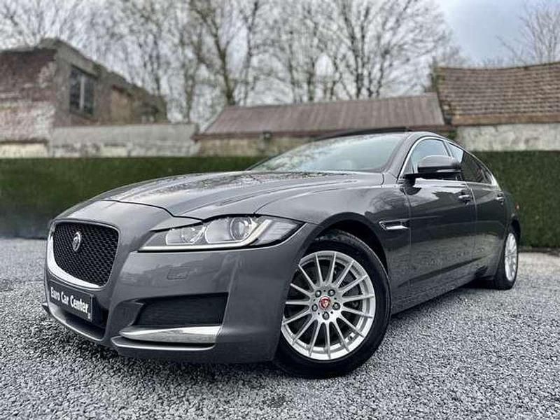 Occasion Jaguar XF Prestige 163 ch (119 kW) 2016 Gris Berline