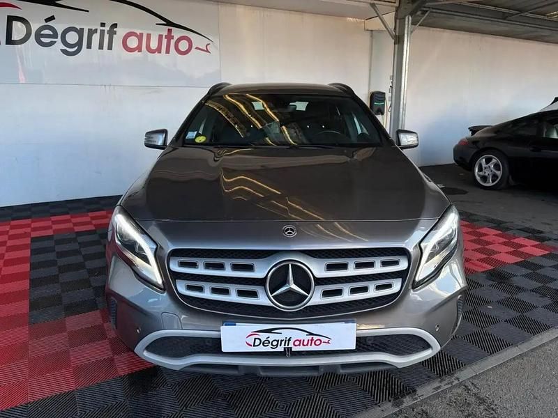Occasion Mercedes GLA200 137 ch (100 kW) 2019 Gris SUV