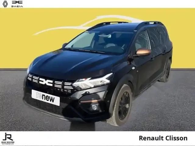 Noir nacré métallisé Utilisé 2025 Dacia Jogger Monospace | 26 990 € - Image 1/4