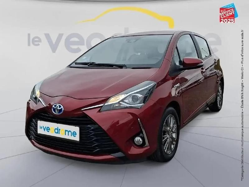 Rouge Utilisé 2018 Toyota Yaris Hybrid Berline | 15 999 € (Prix juste) - Image 1/4