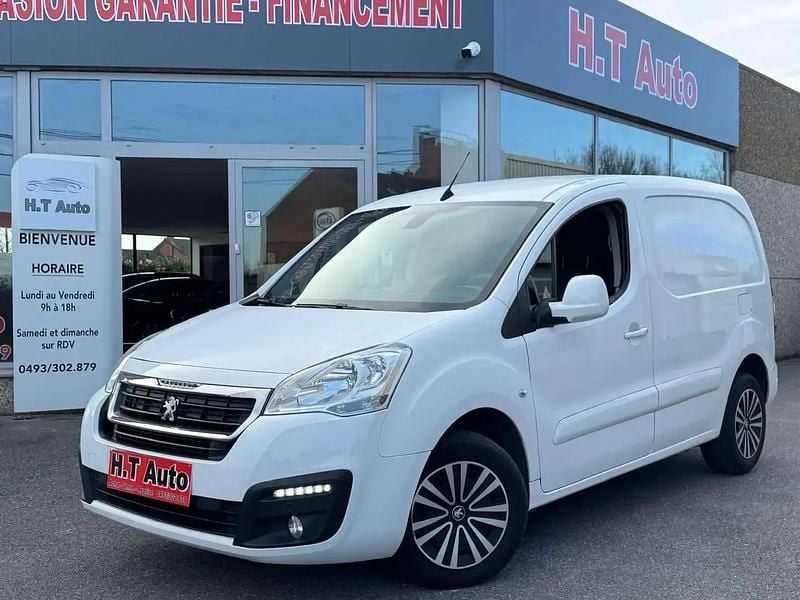 Blanc Occasion 2017 Peugeot Partner Monospace | 8 999 € - Image 1/4