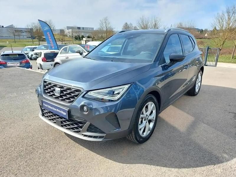 Gris magnétique métal Utilisé 2024 Seat Arona FR SUV | 17 899 € (Prix juste) - Image 1/4