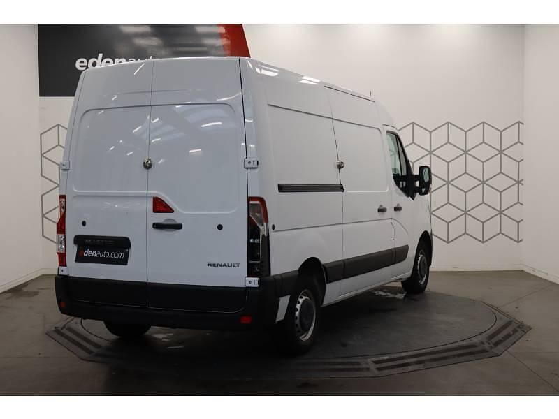 Occasion Renault Master 135 ch (99 kW) 2023 Blanc Berline