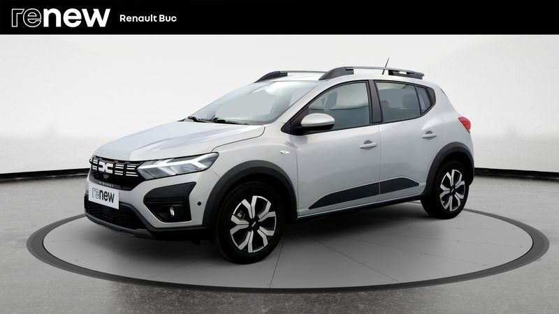Gris Utilisé 2024 Dacia Sandero Citadine | 15 290 € (Prix juste) - Image 1/3