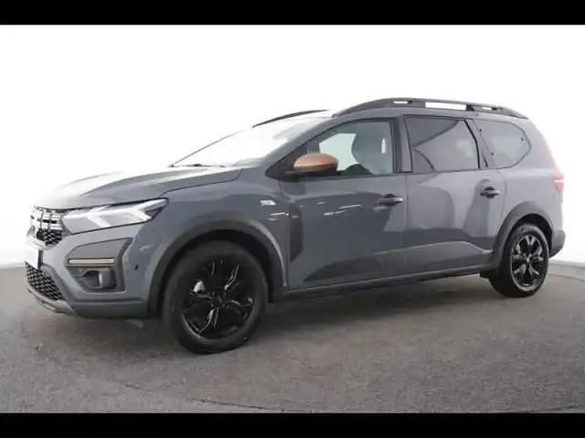 Gris urbain Utilisé 2025 Dacia Jogger Extreme Monospace | 26 999 € - Image 1/4