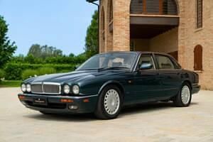 Vert Occasion 1995 Jaguar XJ6 Berline | 36 000 € - Image 1/4