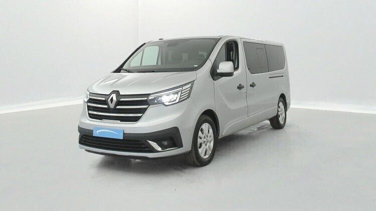 Utilisé 2024 Renault Trafic Intens Van | 40 490 € (Prix juste) - Image 1/1