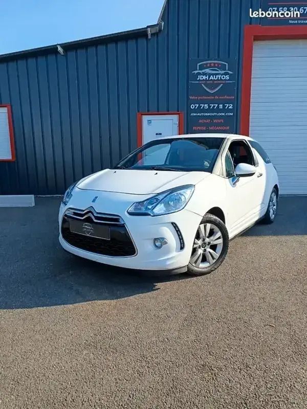 Blanc Utilisé 2011 Citroën DS3 Berline | 5 990 € (Prix juste) - Image 1/4