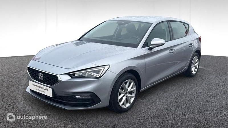 Gris Utilisé 2022 Seat Leon Business Berline | 17 990 € (Prix juste) - Image 1/4