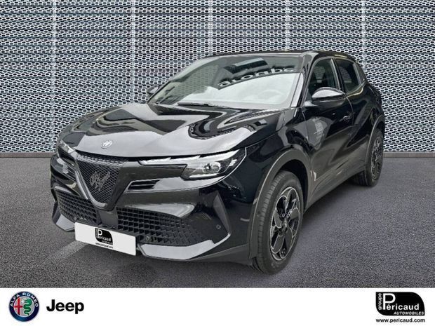 Noir Nouvelle 2025 Alfa Romeo Junior | 36 990 € (Prix juste) - Image 1/4