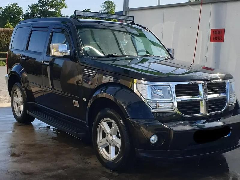 Noir Utilisé 2009 Dodge Nitro SXT SUV | 6 700 € - Image 1/4