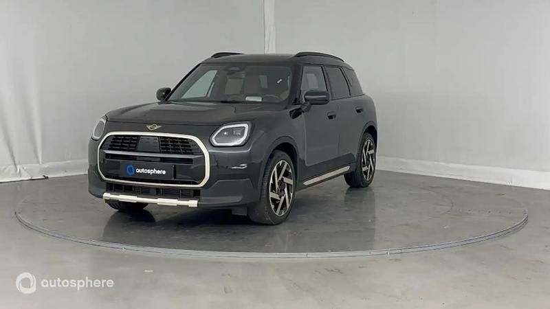 Noir Occasion 2024 Mini Countryman Favoured SUV | 36 899 € - Image 1/4