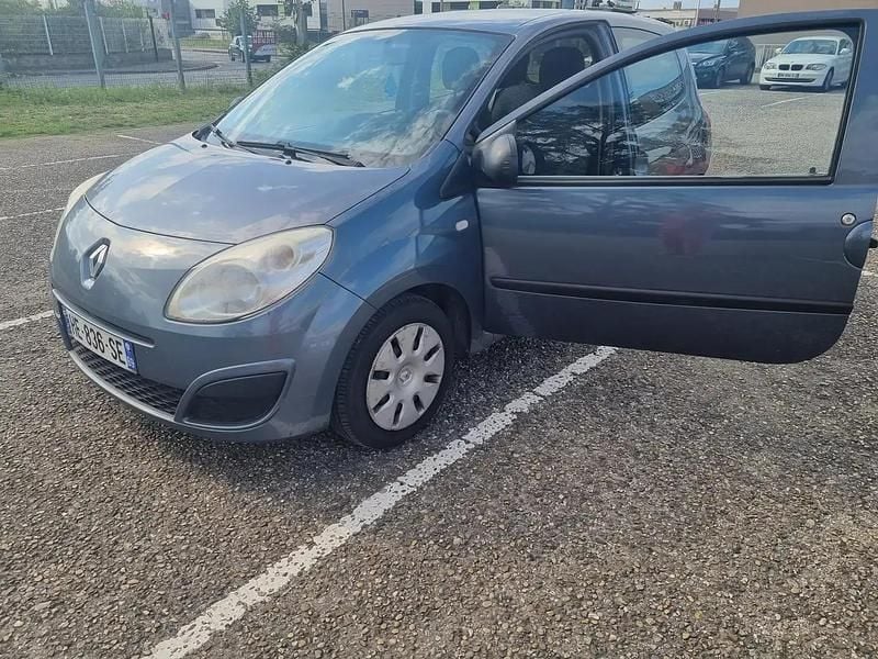 Gris Utilisé 2007 Renault Twingo Authentique Citadine | 2 500 € - Image 1/4