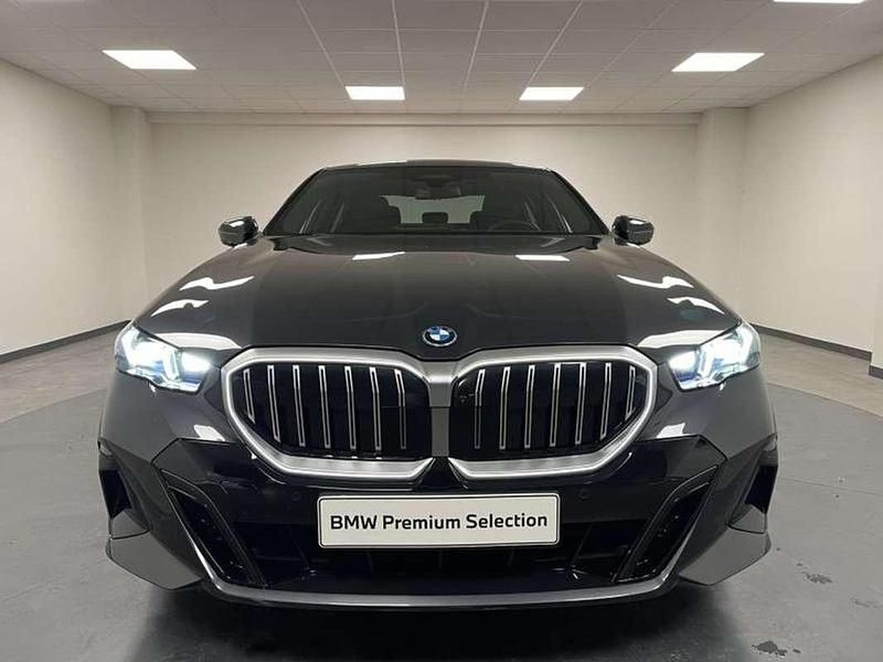 Occasion BMW 530 M Sport 193 ch (141 kW) 2025 Gris Berline