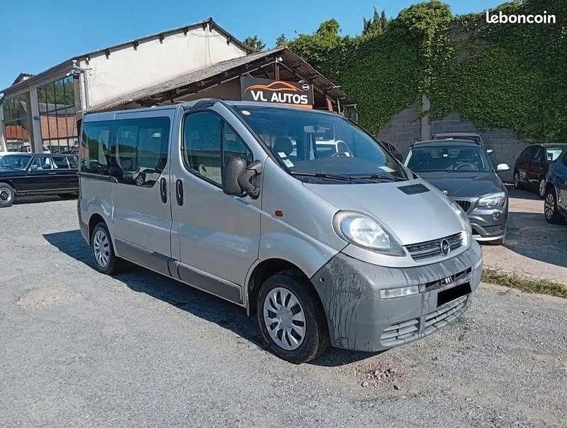 Gris Utilisé 2006 Opel Vivaro Van | 8 250 € - Image 1/4