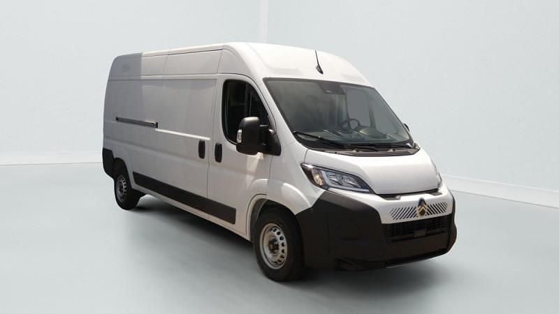 Nouvelle 2025 Citroën Jumper Monospace | 34 130 € - Image 1/4