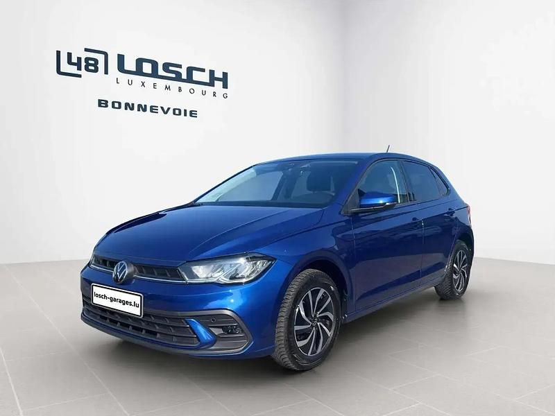 Bleu Utilisé 2024 VW Polo Life Berline | 22 461 € (Prix juste) - Image 1/4