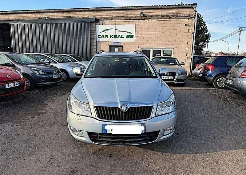 Occasion Skoda Octavia Elegance 122 ch (89 kW) 2010 Bleu Berline