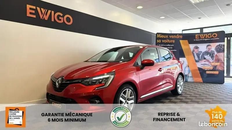 Rouge Utilisé 2021 Renault Clio V Business Berline | 13 990 € (Prix juste) - Image 1/4