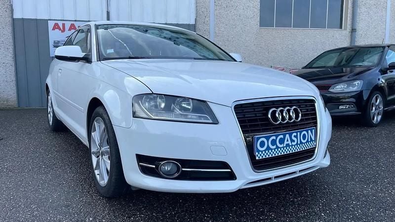 Occasion Audi A3 Attraction 105 ch (77 kW) 2011 Blanc Berline