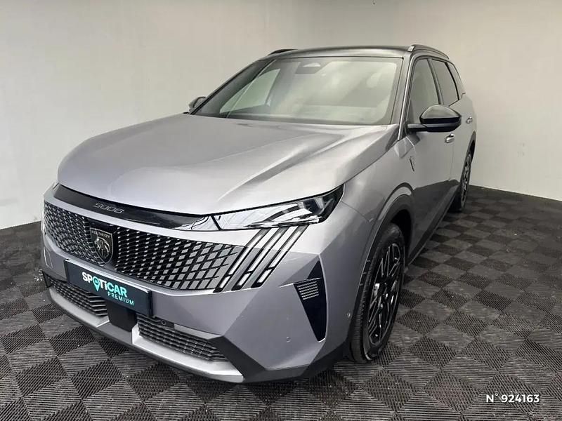 Gris Utilisé 2025 Peugeot 5008 GT Monospace | 37 980 € - Image 1/4