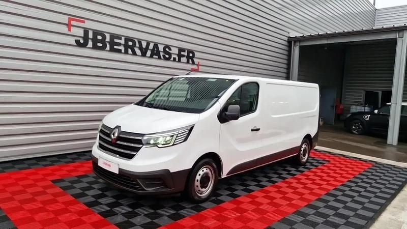 Blanc Occasion 2023 Renault Trafic Monospace | 22 990 € (Prix juste) - Image 1/4