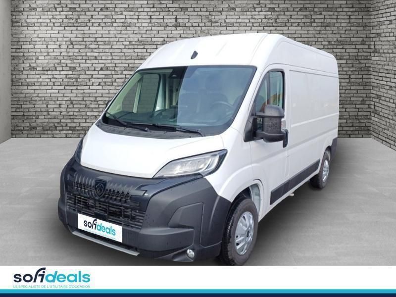 Blanc Nouvelle 2024 Peugeot Boxer Premium Van | 37 290 € (Prix cher) - Image 1/3