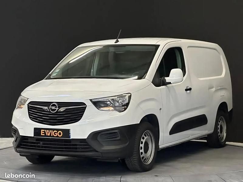 Blanc Utilisé 2021 Opel Combo Innovation Van | 14 990 € - Image 1/4