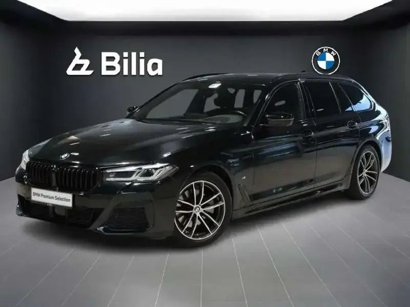 Noir Utilisé 2023 BMW 520 Sport Line Break | 49 990 € (Prix cher) - Image 1/4